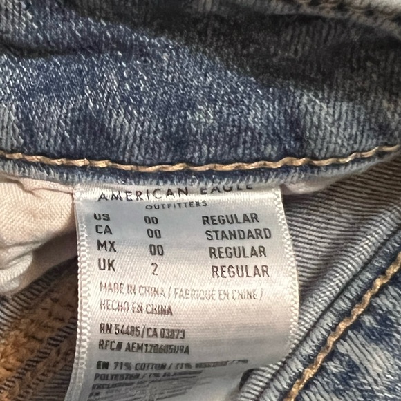 American Eagle Distressed Hi-Rise Jegging Size 00 - Picture 5 of 8